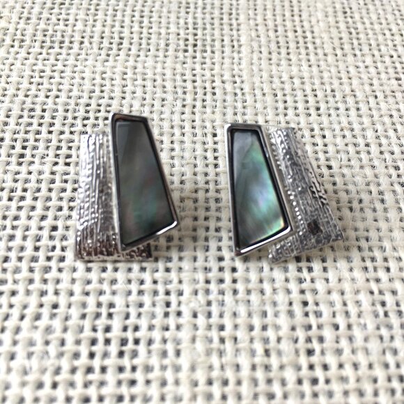 Silver Shell Earrings ~ **2 for $20** - Picture 1 of 4